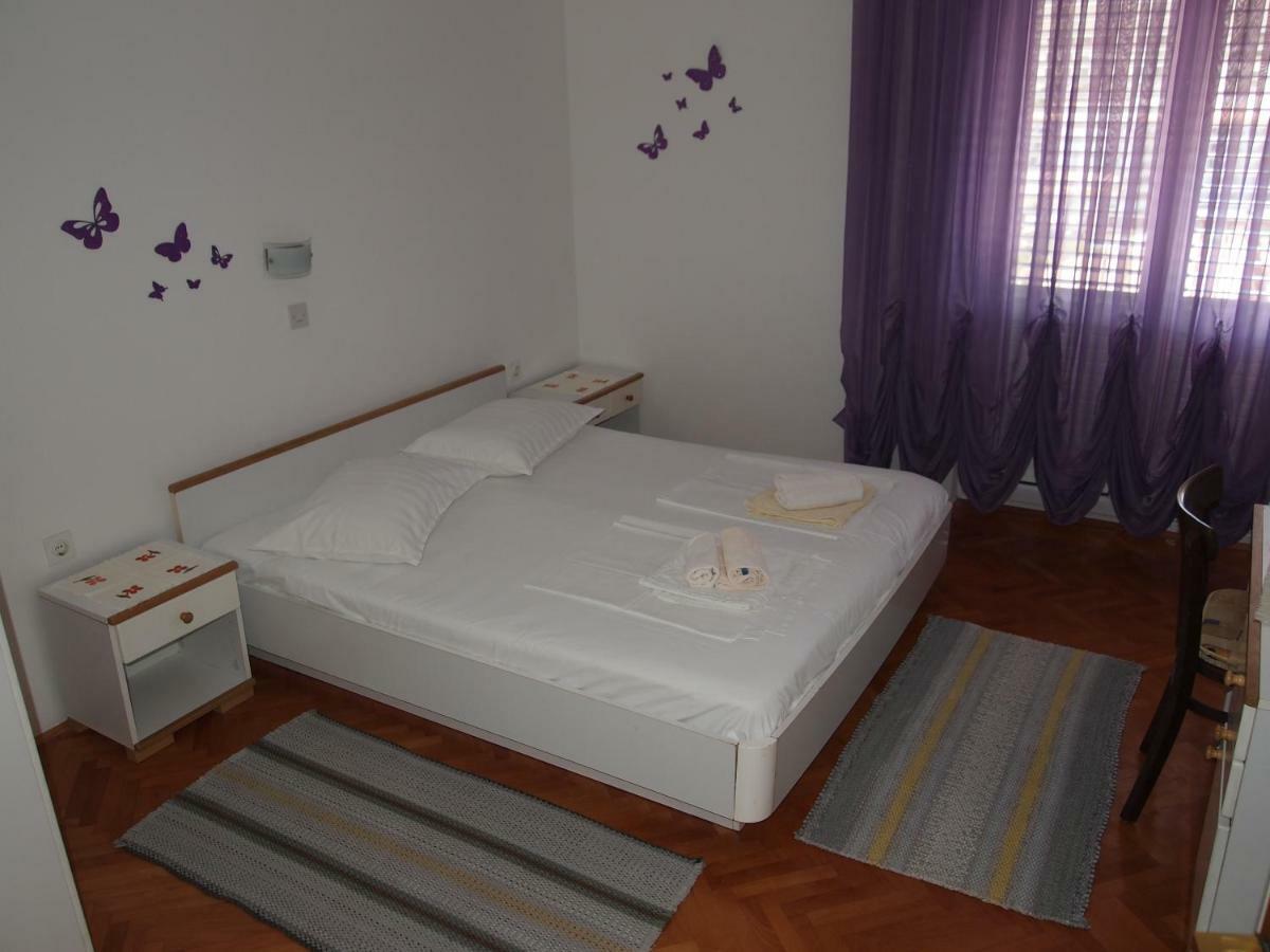 Apartments Dora Banjol Exterior foto